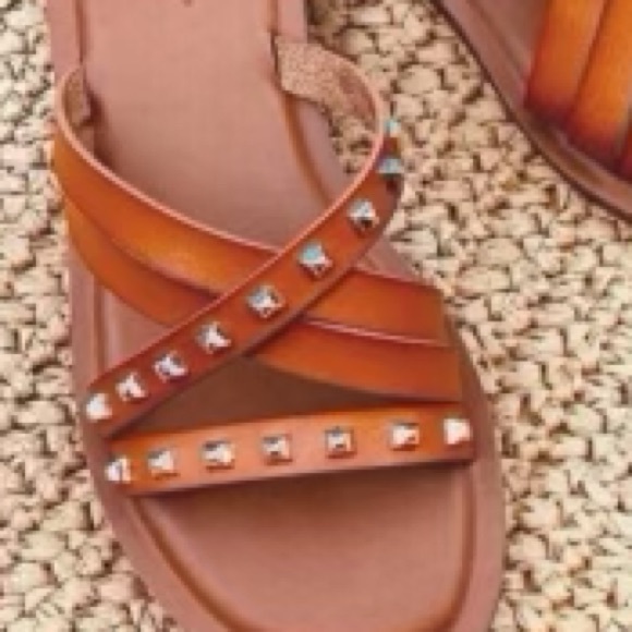BROWN VEGAN LEATHER STUDDED SANDAL - Picture 3 of 3